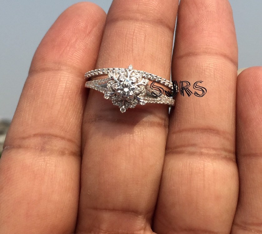 Disney enchanted snowflake ring online