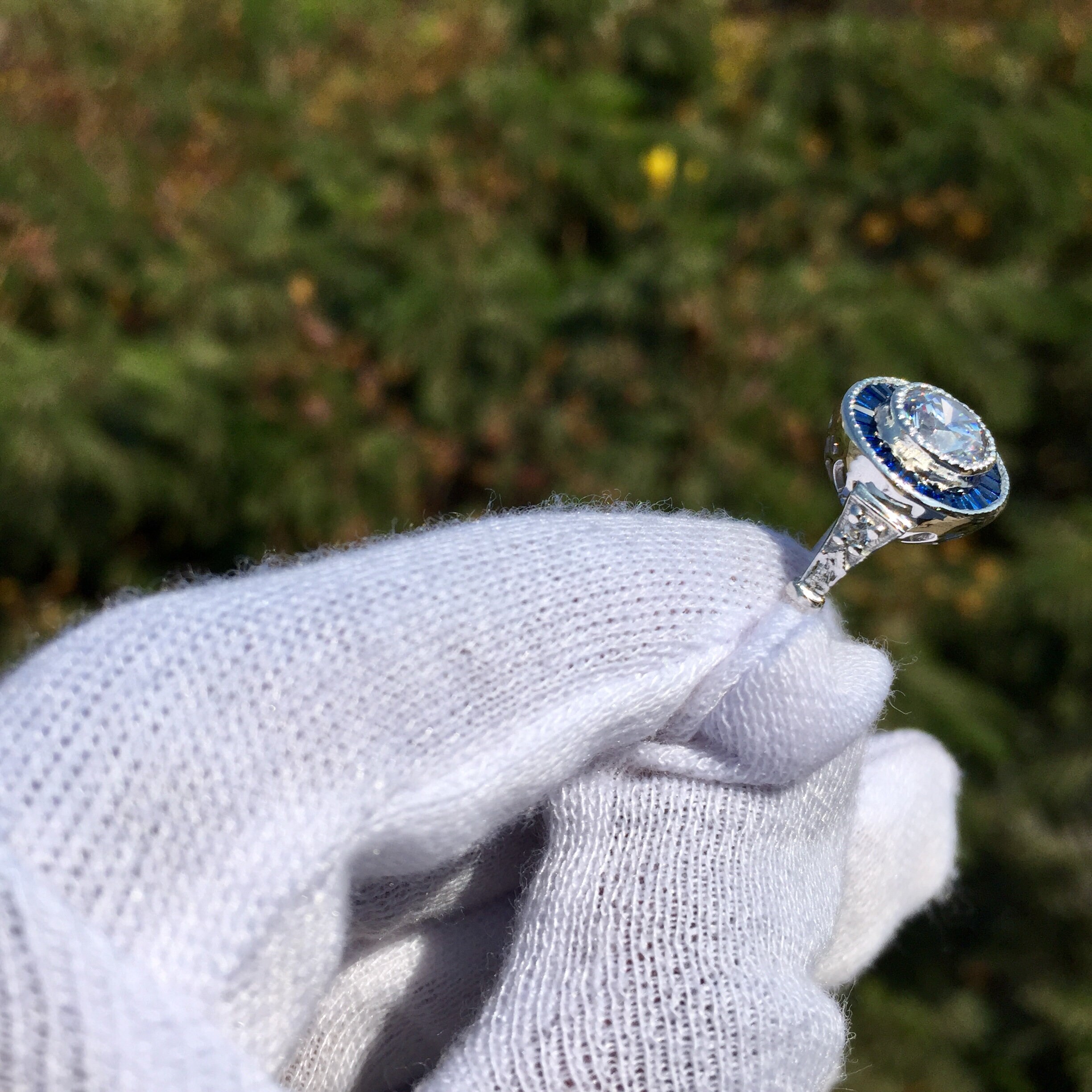 1890's 2 Ct Vintage Round Cut Diamond Ring Halo Blue 1890's 2 Ct Vintage Round Cut Diamond Ring Halo Blue
