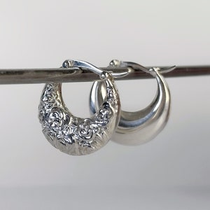 Ethnic earrings with flowers 1, silver folk earrings, traditional Ukrainian silver hoops, crescent earrings, boho earrings