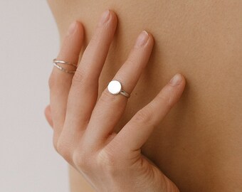 Phalanx silver ring, anjustable ring, small ring, disk ring, circle ring, round jewelry, glossy circle