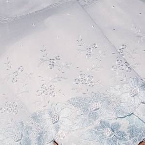 Pizzo Sangallo Organza di cotone con ricamo celeste 20cm