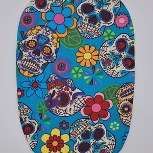 Coprisacca per stomia Funky - 'Blue Skulls' - Stomia Ileostomia Colostomia Fatto a mano