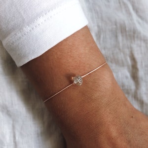 Pulsera de cristal de roca, cristal de roca natural, joyería delicada, pulsera de filigrana, pulsera de la amistad, joyería de cristal de roca, banda de nailon
