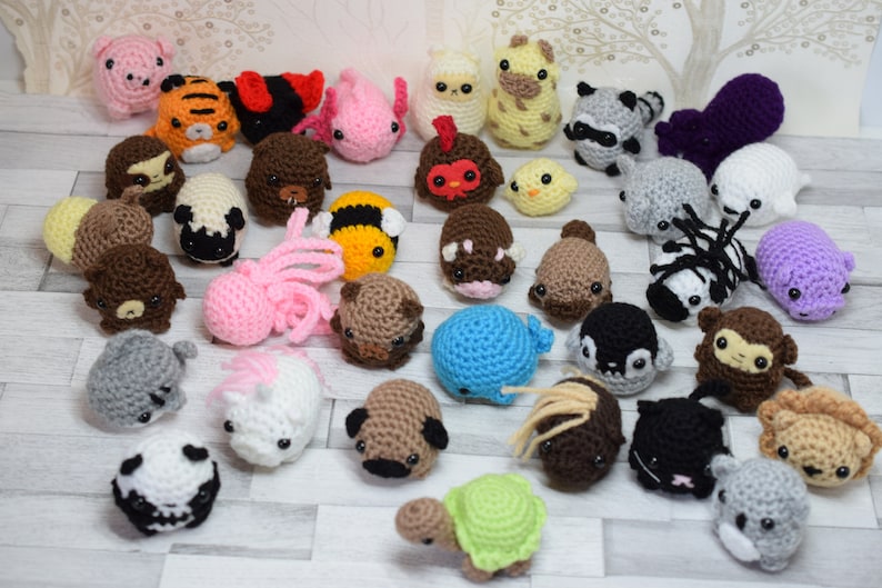 Little tiny cute animal gifts crochet keyring chicks bunnys panda hippo elephant 