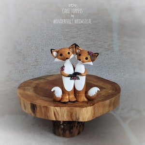 Fox Wedding Cake Topper Red Gold Foxes Animal Handmade Clay Bride Autumn Fall Winter Groom Rustic Woodland Forest Sculpture Custom Keepsake