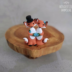 Mini Small Fox Wedding Cake Topper Red Foxes Animal Handmade Clay Bride Groom Rustic Woodland Forest Sculpture Custom Keepsake Autumn Winter