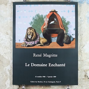 Póster de René Magritte de 1988, Le Domaine Enchante, El sanador, estado de conservación asombroso, escultura surrealista, arte mural de la exposición en galería, década de 1980