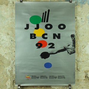 Vintage Barcelona Olympic Poster, Discus by Albert Isern, 1992, XXV Olympiad, post modern, sport wall art 1990s