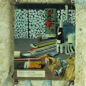 Original Vintage brillante 1950s Diseño en Gran Bretaña Campaña - Ropa de cama de Irlanda del Norte Cartel arte de pared