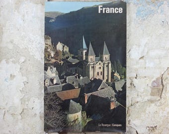 1962 Conques Travel Poster, Occitania Languadoc Roussillon, France, printed by French Government, travel tourism, wall art decor