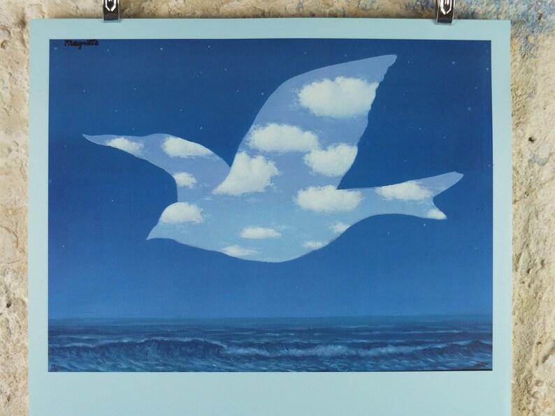 1986 René Magritte Poster, Surréalisme en Belgique, LOiseau du ciel 1966, état étonnant, surréaliste, galerie exposition art mural années 1980 image 3