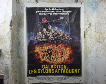 1978 Battlestar Galactica Poster, The Cylon Attack, Mission Galactica, Original French Grande size, wall art cinema film memorabilia