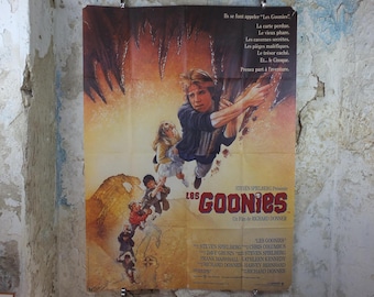 1985 The Goonies Poster, Treasure map hunt for pirate gold of One Eyed Willy, Original French Grande size, wall art cinema film memorabilia