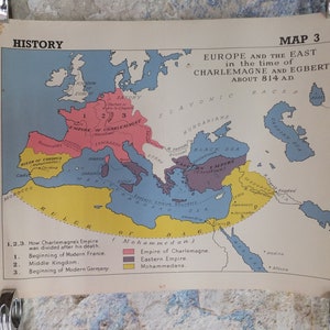 Original Vintage britische pädagogische Geographie Karte Charlemagne Franken dunkles Mittelalter Europa historische Poster Druck Wandkunst der 1950er Jahre