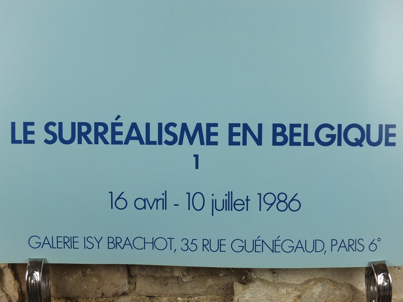 1986 René Magritte Poster, Surréalisme en Belgique, LOiseau du ciel 1966, état étonnant, surréaliste, galerie exposition art mural années 1980 image 7