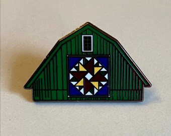 Green Barn Quilt Pin