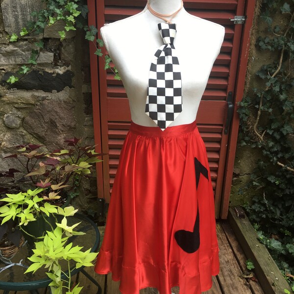 black and red maxi