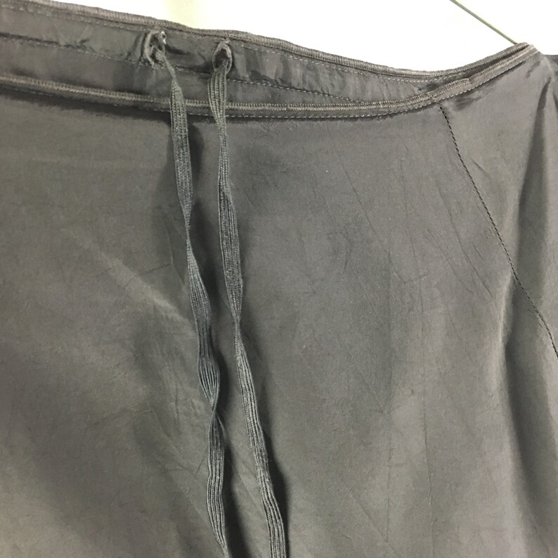 Brown Satin Ankle Length Skirt with Quilted Bottom and Velvet Flowers 1980/'s