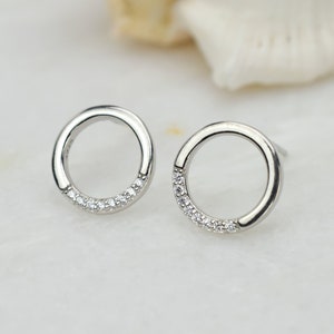 Minimalistic studs Wedding Studs Sterling Silver Open Circle Earrings Round Earrings Bridal Earrings Gift for her, Cluster Earrings