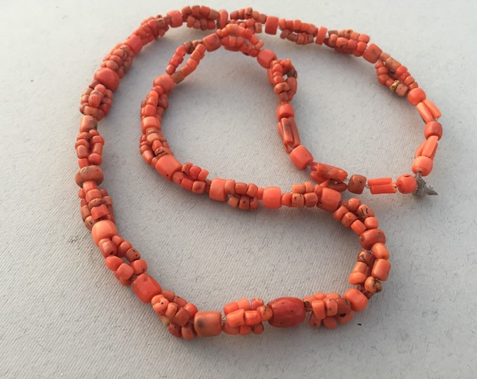 Antique berber coral necklace,antique berber natural coral,antique Mediterranean natural coral,Moroccan coral,Ethnic jewelry,