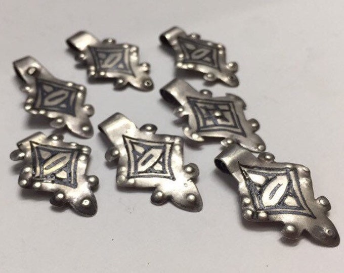 Antique Berber silver pendant,Berber silver niello pendant,Antique Berber jewelry,Moroccan silver,Moroccan jewelry,Antique Amazigh pendants