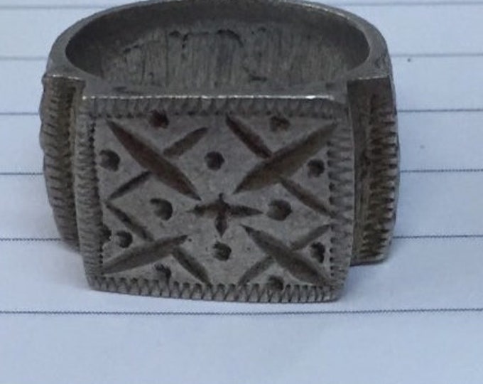 Antique berber silver ring,Berber silver ring,Moroccan silver ring,Moroccan silver ring,North african silver,Ethnic jewelry,Amazigh silver
