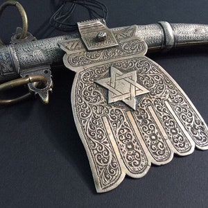 Antike Berber Silber Hamsa: Marokkanischer Amulett Talisman