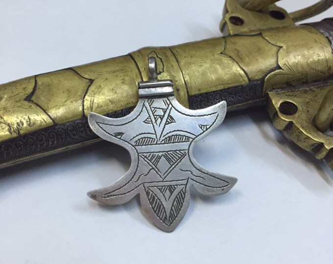 Berber silver pendant,Berber jewelry,Berber silver,Moroccan silver jewelry,North african pendant,Moroccan jewelry,Berber pendant,Amazigh