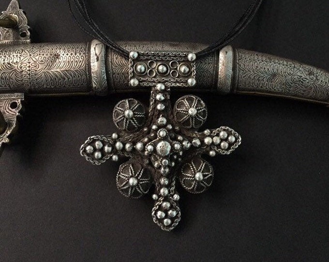 Berber Silver boughdad,Berber Boghdad,ⴰⴱⴴⴷⴰⴷ, Berber silver,Berber,Berber Jewelry,African Jewelry,Moroccan Jewelry,Berber Ethnic,