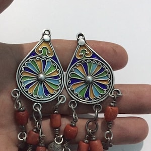 Colgante de plata con esmalte bereber, plata bereber, coral bereber natural, esmalte bereber, pendientes bereberes, colgante de esmalte bereber, plata del norte de África