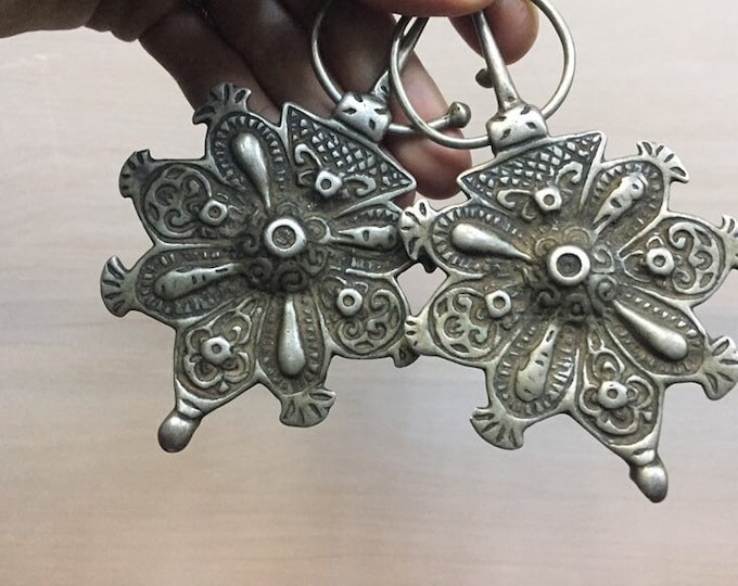 Antique Berber Silver Fibule: Moroccan Ethnic Jewelry