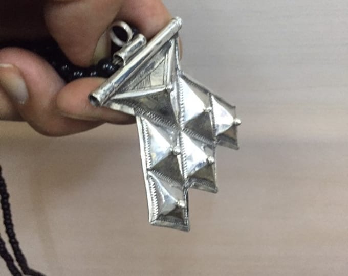 Handmade Tuareg Silver Khamsa Necklace: African Amulet