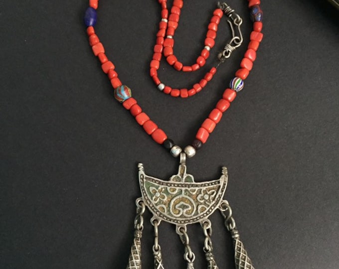 Berber coral necklace,Berber coral,natural Mediterranean coral,Berber silver,African trade beads,Berber pendant,Berber necklace