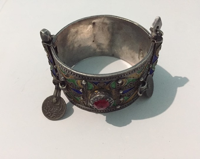 Antique Berber Silver Enamel Bracelet: Moroccan Nbala Jewelry