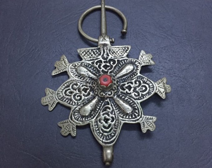 Antique Moroccan Silver Berber Fibule: Ethnic Brooch