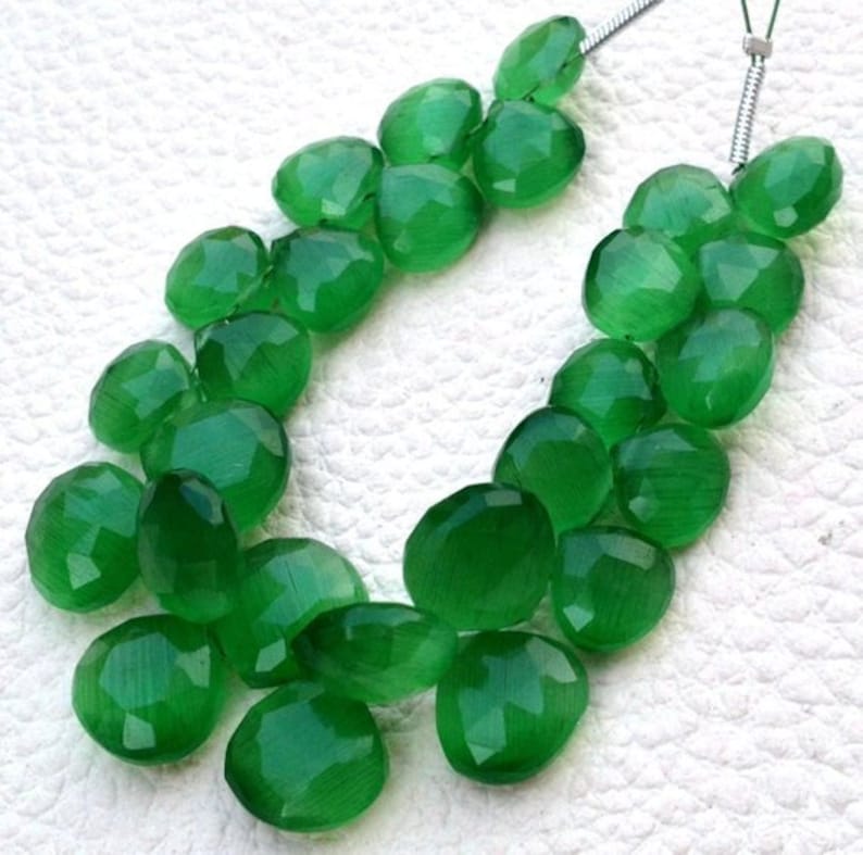 8-10 mm size 7 inches Long EMERALD Green Cat/'s Eye Quartz Faceted Heart Shape Briolettes