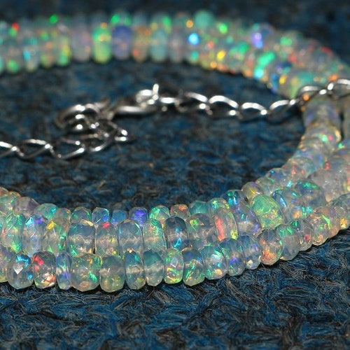 Collier De Perles Opale Noire éthiopienne Welo 42 Carats – Perles Rondelles Rainbow