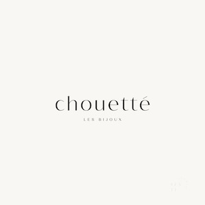 Modello di logo minimalista chic, logo predefinito, marchio elegante, logo aziendale elegante, logo creativo per arte, moda o bellezza di Senti Chouette