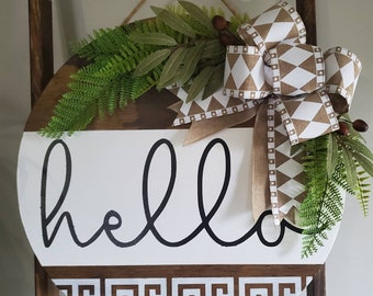 Hello 18" with square patern #home #hello #pattern