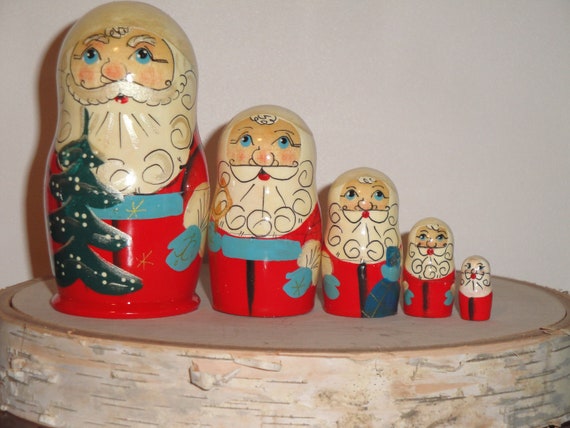 russian nesting santas