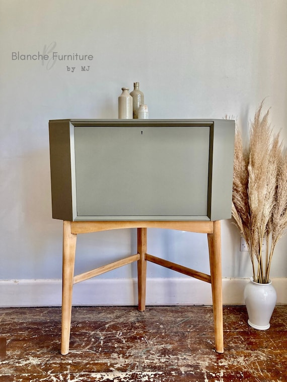 Scandi drinks cabinet discount