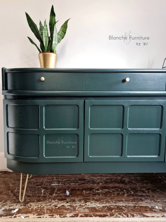Mid Century Luxury Sideboard Nathan | Curved Teak Sideboard