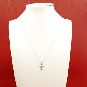 Eye Catching JCM 10K Yellow Gold Necklace  and  Cross Pendant