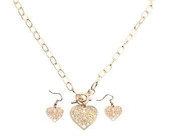 Eye Catching Rose Gold Heart 18 inch Necklace and Earrings