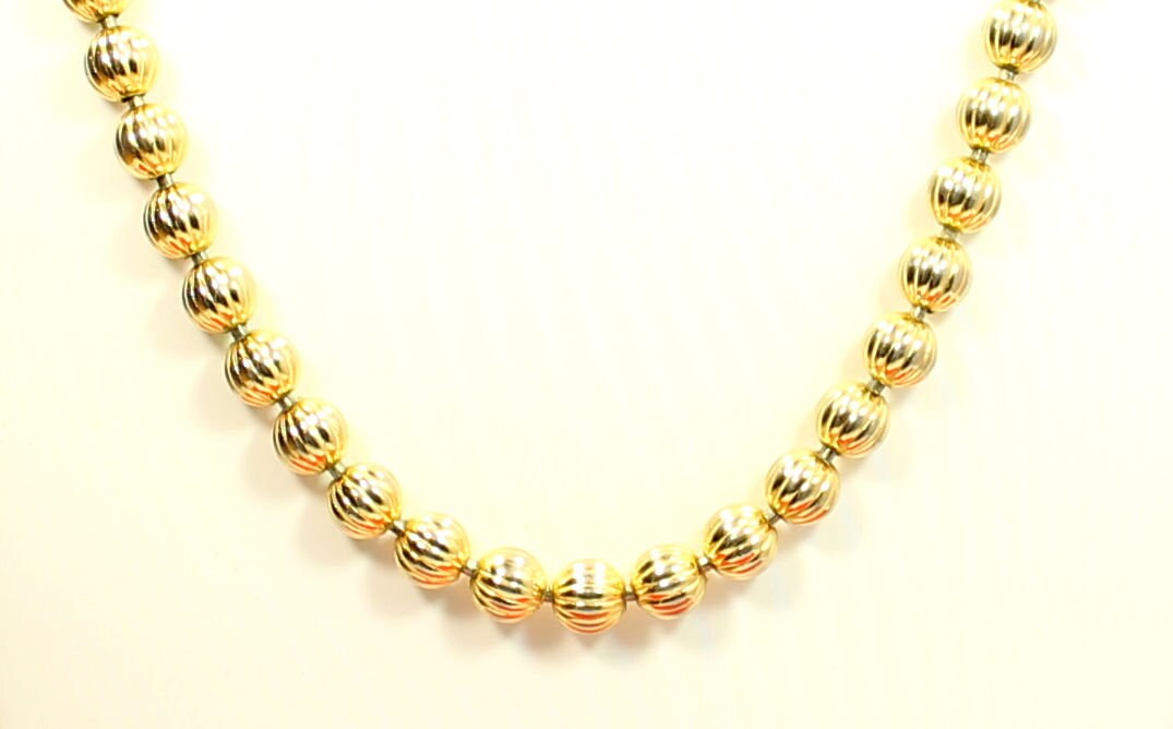 Vintage Gold Tone Sculpted Round Ball Necklace Etsy UK