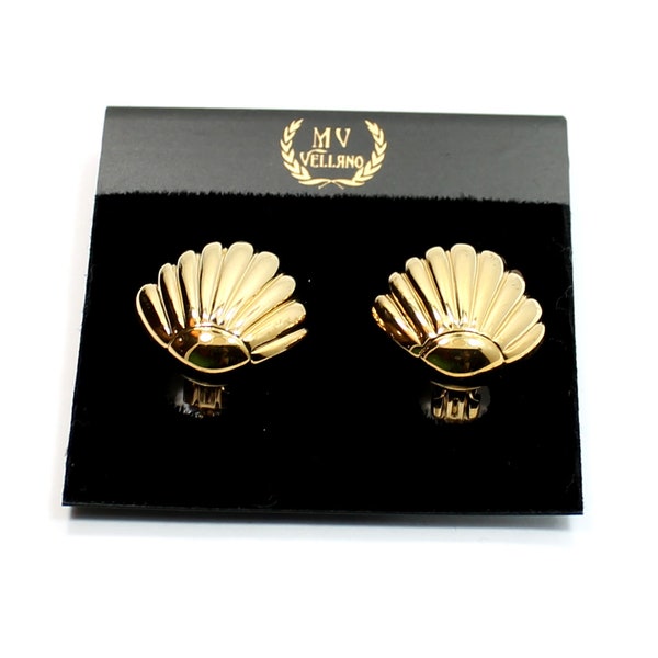 Collectors M. V. Vellano Design Shell Clip on Earrings