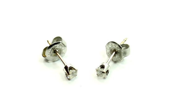 Studex Ear Piercing Studs | Many Sizes, Shapes, and Colors in Stock –  JewelryPackagingBox.com