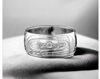 Travis Henry bear ring, bear hand carved ring, bear, family jewelry, silver bands, women’s rings, mens rings, handmade ring, ring sale