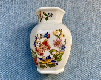 Aynsley- Cottage Garden Vase