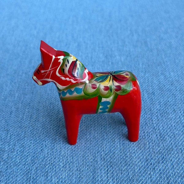 Nils Olsson Dala Horse Figurine (Sweden)